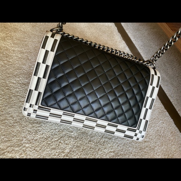 SOLD Chanel calfskin checkerboard new medium boy - Picture 6 of 14